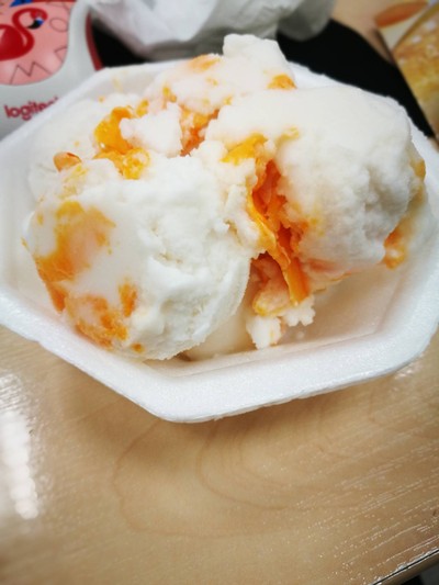 ไอติมกระทิสด ไข่แข็ง