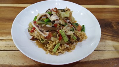 ตำมาม่าทะเล