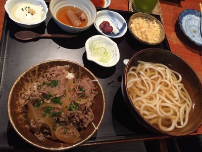 ชุดข้าวสุกี้ยากี้เนื้อ