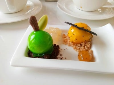 ขนมหวานในhight tea set