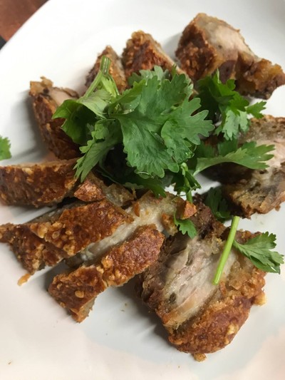 หมูกรอบ เล็ก