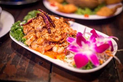 เมนูของร้าน โรงเหล้าแสงจันทร์ราชพฤกษ์