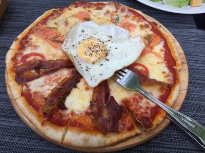 Smoke Salmon + Bacon Tomato & Egg Pizza