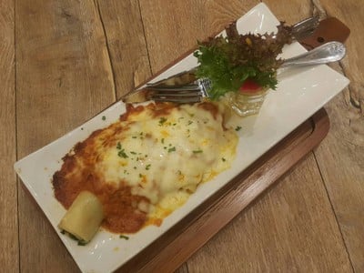 Salmon spanich cannelloni