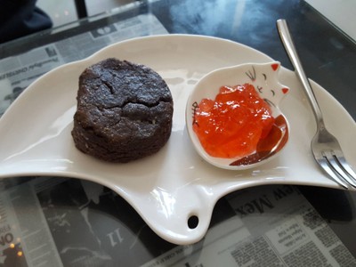 ช๊อคโกแลต อัลมอนด์ครัวซอง