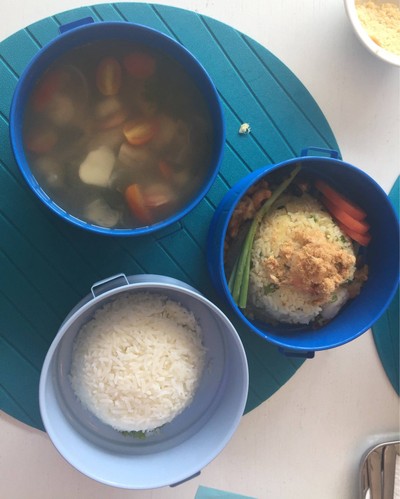 ข้าวในปิ่นโตน่าทานเนาะ