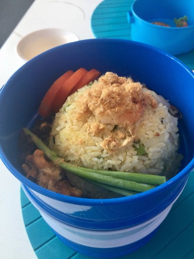 ข้าวผัดสัปรด