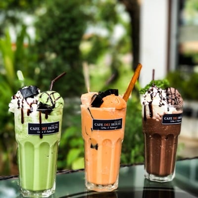 CAFE DEE HOUSE - Bangsaen