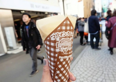 หนุ่มหล่อเดินมาพอดี 😍