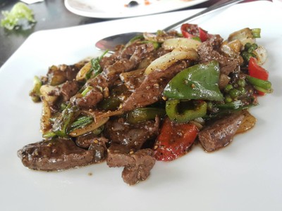 อาหาร หรือ เครื่องดื่ม