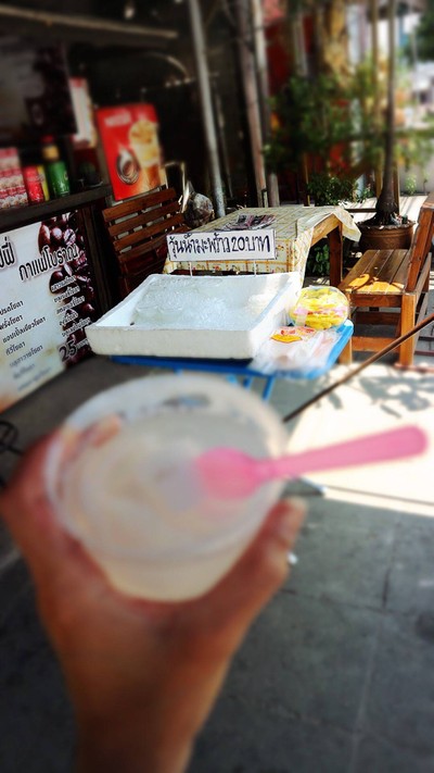 วุ้นน้ำมะพร้าว