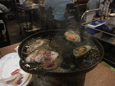 อาหาร หรือ เครื่องดื่ม