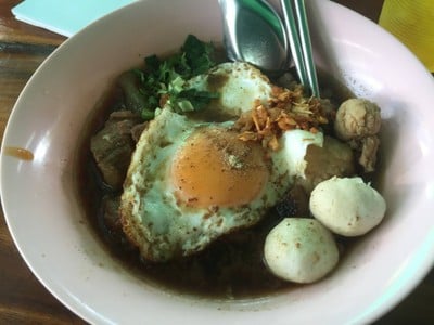 B.T. ก๋วยเตี๋ยวเลือดเดือด (ก๋วยเตี๋ยวเลือดเดือด) บางมด B.T. ก๋วยเตี๋ยวเลือดเดือด (ก๋วยเตี๋ยวเลือดเดือด) บางมด