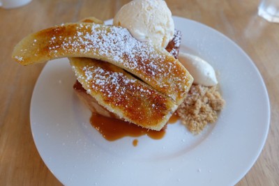 Banana Caramelized toast