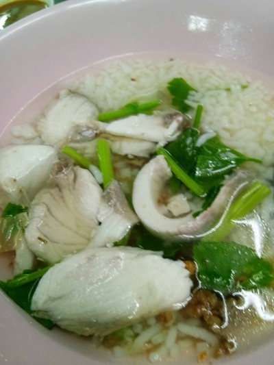 ข้าวต้มหัวปลาเก๋า