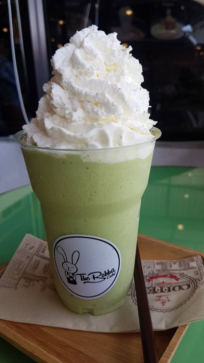 Green tea Late .