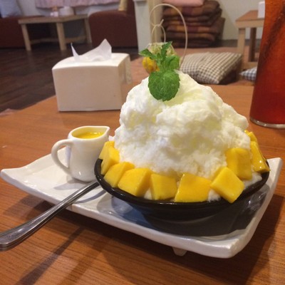 Ruammitr cafe (รวมมิตร คาเฟ่) Ruammitr cafe (รวมมิตร คาเฟ่)