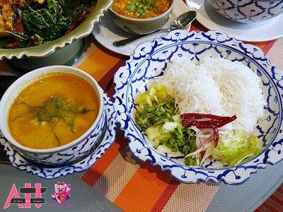 ขนมจีนน้ำยาปักษ์ใต้