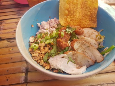 บะหมี่แห้ง