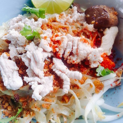 บะหมี่แห้ง