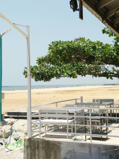 บรรยากาศ ติดดิน ซีฟู้ด