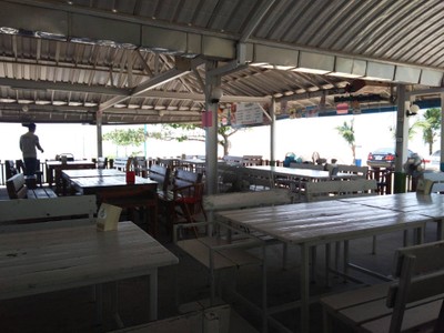 บรรยากาศ ติดดิน ซีฟู้ด