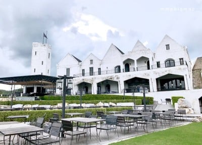 บรรยากาศ Midwinter Green