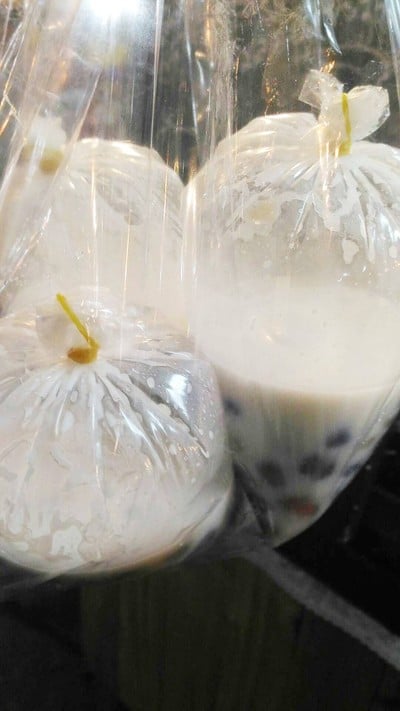 บัวลอยรถถีบ (บ้านขนม บัวลอยไข่หวาน) ถนนคนเดินสันกำแพง