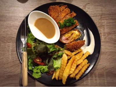 สเต๊กหมูกอดองเบลอ