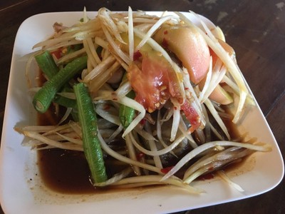 ส้มตำกุ้งสด