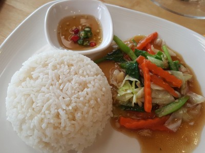 ข้าว-ผัดผักรวม ไม่เอาเนื้อสัตว์ ฿45