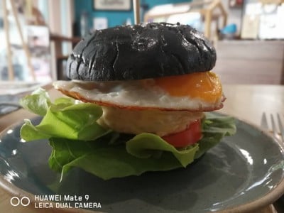 ชาโควเบอร์เกอร์หมู 🍔