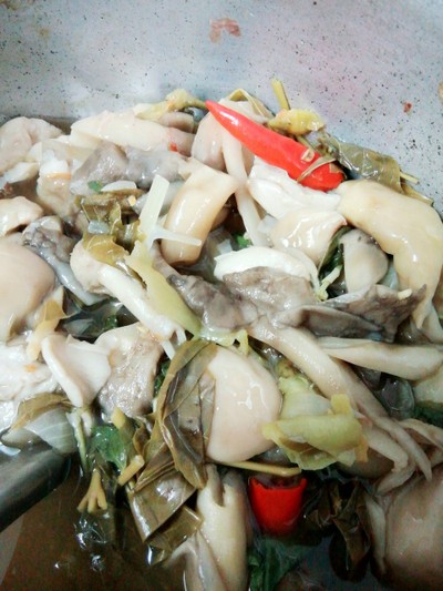 แกงเห็ดละโงก