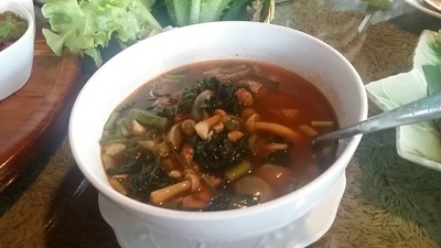 อาหาร หรือ เครื่องดื่ม