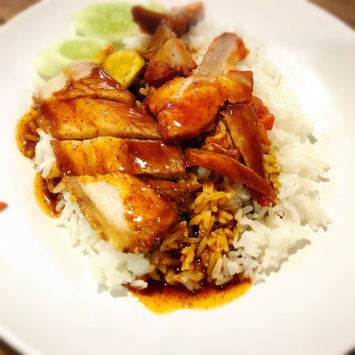 ข้าวหมูแดง+หมูกรอบ