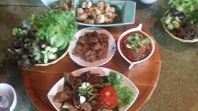 อาหาร หรือ เครื่องดื่ม