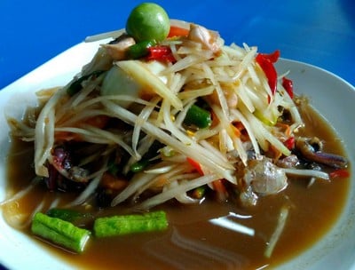เมนูของร้าน ไก่ย่างหนังกรอบป้าแก้ว ลาดกระบัง