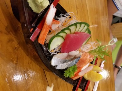 อาหาร หรือ เครื่องดื่ม