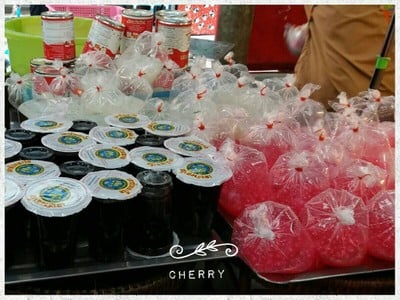 เมนูของร้าน เฉาก๊วยสดอาโก ตลาดบางปะกอก