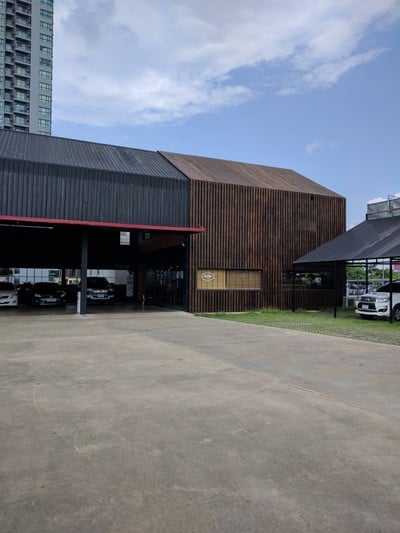 หน้าร้าน The Garage Coffee TIME ขอนแก่น