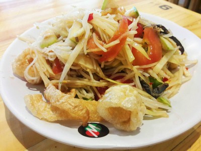 ส้มตำมั่ว+แคปหมู