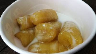 กล้วยไข่เชื่อม ร้านตรงข้าม