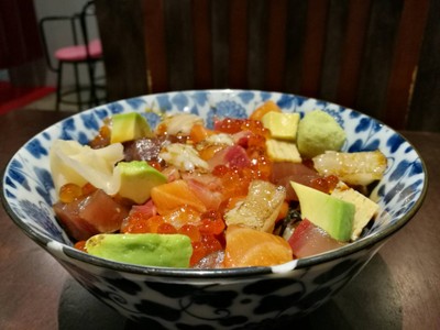 Mega sushi don