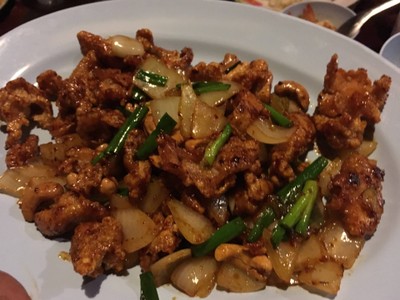 ไก่ทอดเมล็ดมะม่วงหิมพานต์