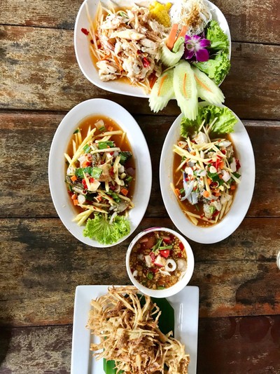 ส้มตำไทยกรรเชียงปู