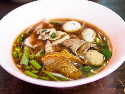 ก๋วยเตี๋ยวเรือรสไทย สูตรโบราณ ตลาดสดเตาปูน ก๋วยเตี๋ยวเรือรสไทย สูตรโบราณ ตลาดสดเตาปูน