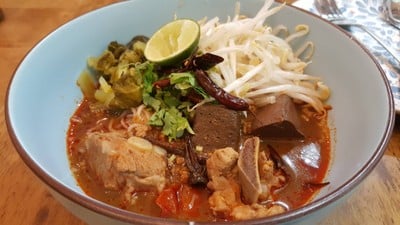D15 ขนมจีนน้ำเงี้ยว. Pork Spare Ribs Chicken Blood Curd In Spicy Northern
