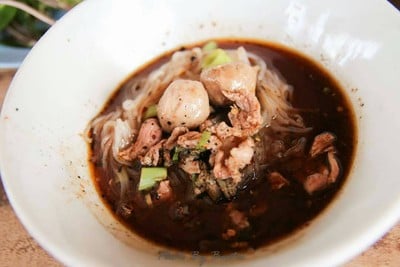 ก๋วยเตี๋ยวเรือลุงทองคำ