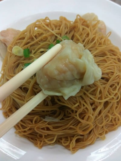 บะหมี่เกี๊ยวแห้ง