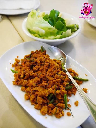 เมนูของร้าน คั่วกลิ้ง+ผักสด ทองหล่อ